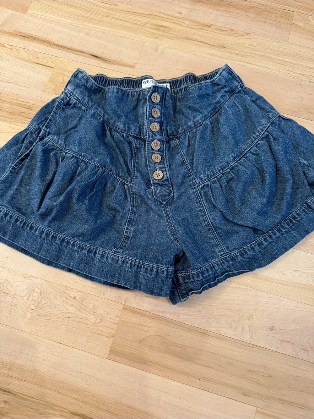 Free People Fleur denim shorts-Tiered-100% Cotton-Dark Wash-Boho-XS
